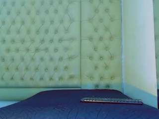 hannilest nude in hot sex Live chat