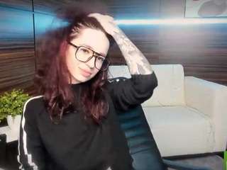 lily-shiny nude in hot sex Live chat