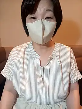 Nanami888 nude live chat in sexy room