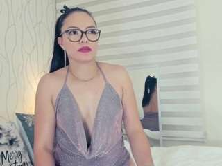 Abella-skin nude in hot sex Live chat