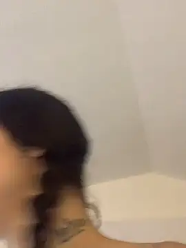 Ariel_euphoria nude live chat in sexy room