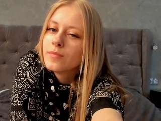 EsmeChumley nude in hot sex Live chat