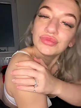 Irishivyxx nude live chat in sexy room