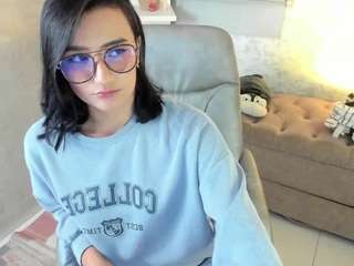 M A R T I N A nude in hot sex Live chat