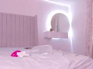 Shelynna, ? nude in hot sex Live chat