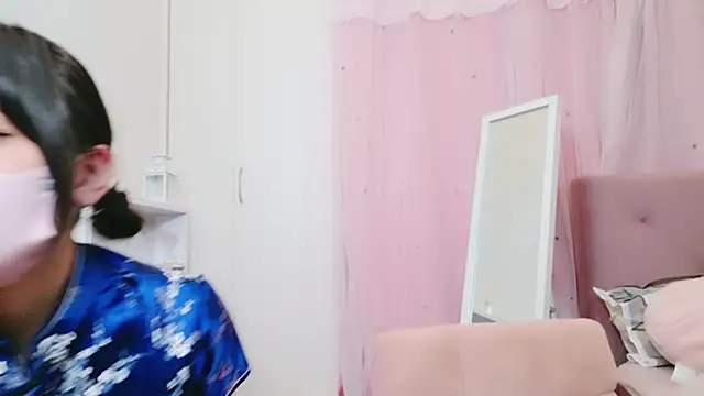 YUIKA_ch nude live chat in sexy room