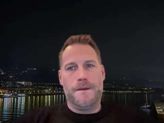 Chris2024xx nude in hot sex Live chat