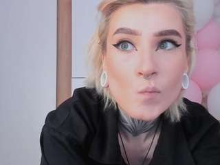 EdwinaDarlington nude in hot sex Live chat
