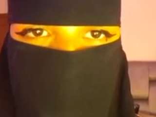 sosoarab nude in hot sex Live chat