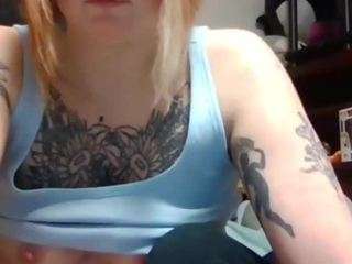 valrieann nude in hot sex Live chat