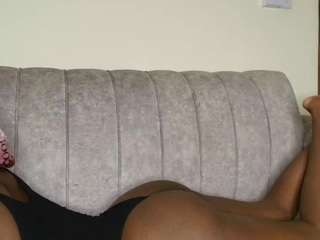 yahz nude in hot sex Live chat