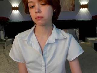 Amy-Pond nude in hot sex Live chat