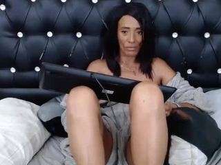 CANDYtheMILF nude in hot sex Live chat