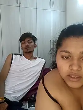 COUPLE-LUST nude live chat in sexy room