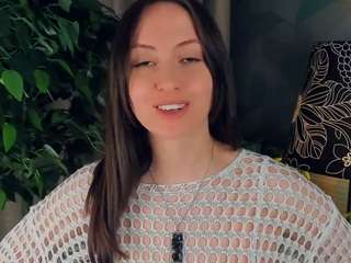ElvinaGroves nude in hot sex Live chat