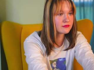FancyBready nude in hot sex Live chat