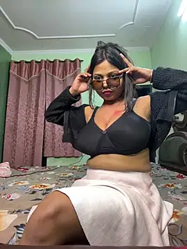 Isha_3562 nude live chat in sexy room