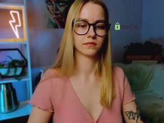 ivi-goddess nude in hot sex Live chat