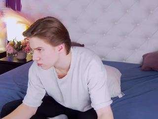 MarcusHugee nude in hot sex Live chat