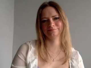 MillieDesire nude in hot sex Live chat