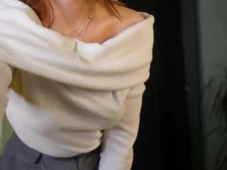MonaBurge nude in hot sex Live chat