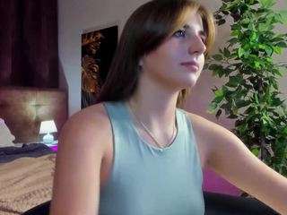 SallyMills nude in hot sex Live chat
