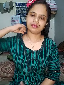 Younger_Couples nude live chat in sexy room