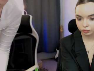 bella-cold nude in hot sex Live chat
