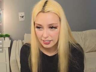 EarthaBeese nude in hot sex Live chat