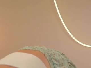HaileyQueeen nude in hot sex Live chat