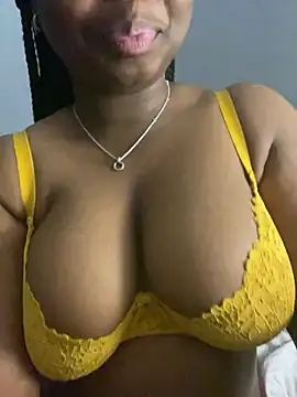 Horny_chocolate nude live chat in sexy room
