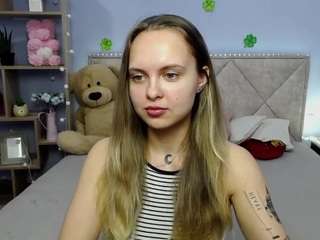 KhaleesiMoon nude in hot sex Live chat