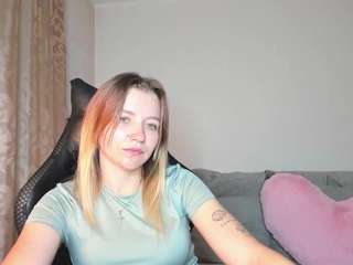 Kruassan33 nude in hot sex Live chat