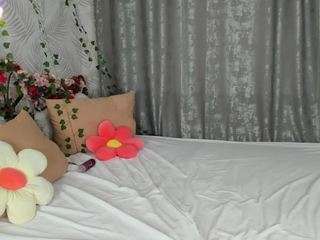 L1sa-Foster nude in hot sex Live chat