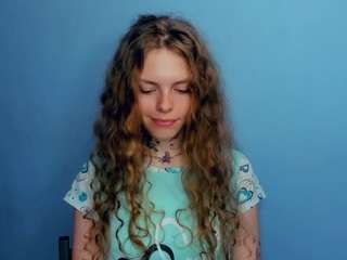 LolaEvans nude in hot sex Live chat