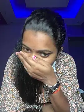 YOURMISTHI nude live chat in sexy room