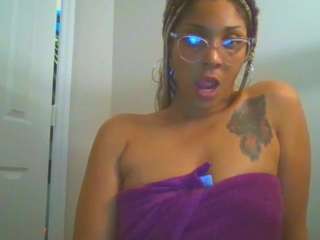 Aury-Aury nude in hot sex Live chat