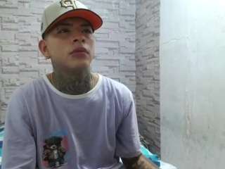 BoyTatto nude in hot sex Live chat