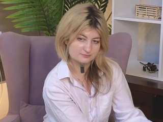 ElvaHalsted nude in hot sex Live chat