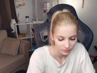 LynnaEstabrooks nude in hot sex Live chat