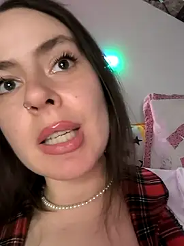 Stoned-baby69 nude live chat in sexy room