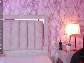 VikiCute nude in hot sex Live chat