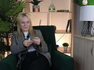 AinsleyHearl nude in hot sex Live chat
