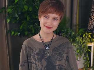 Henrietta nude in hot sex Live chat