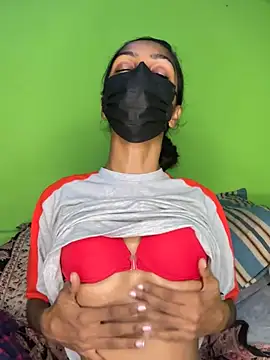 Lankan_queen nude live chat in sexy room