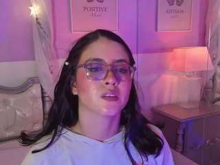 LiLLiAnderson nude in hot sex Live chat