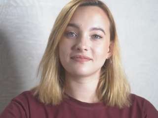 LynAnstead nude in hot sex Live chat