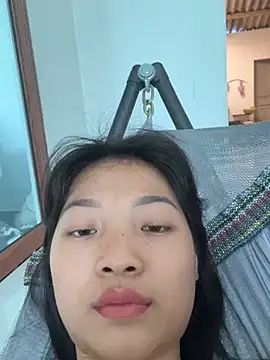 Phayphay77 nude live chat in sexy room