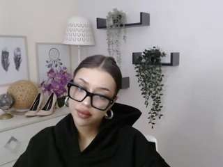 RoxyBullet nude in hot sex Live chat