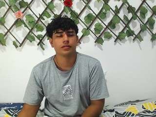 zachfox018 nude in hot sex Live chat